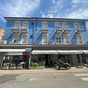 3* Hotel T